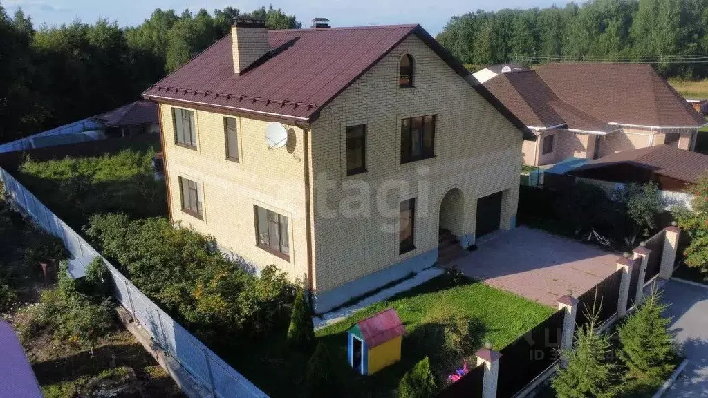 Дом в Тюменская область, Тюменский муниципальный округ, с. Гусево ул. ... - Фото 1