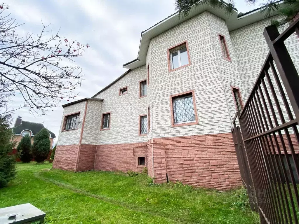 Дом в Ярославская область, Рыбинск 2-я Товарищеская ул., 54 (400 м) - Фото 1