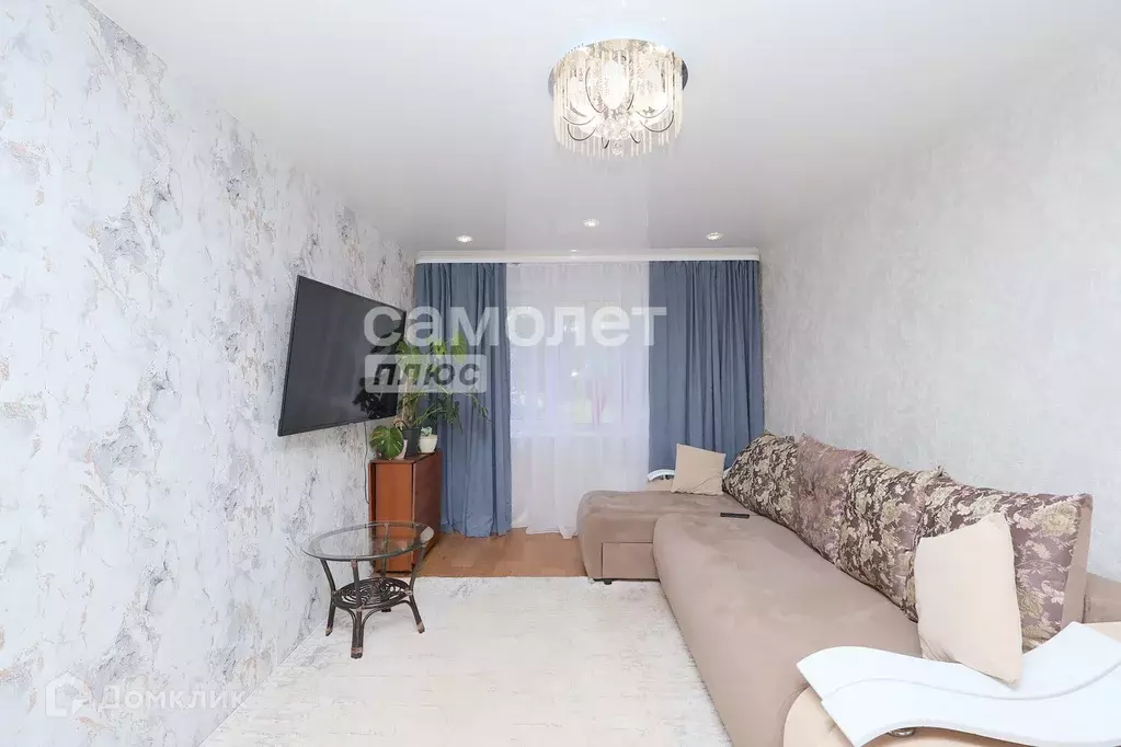 Продаётся 3-к квартира, 61.4 м - Фото 1