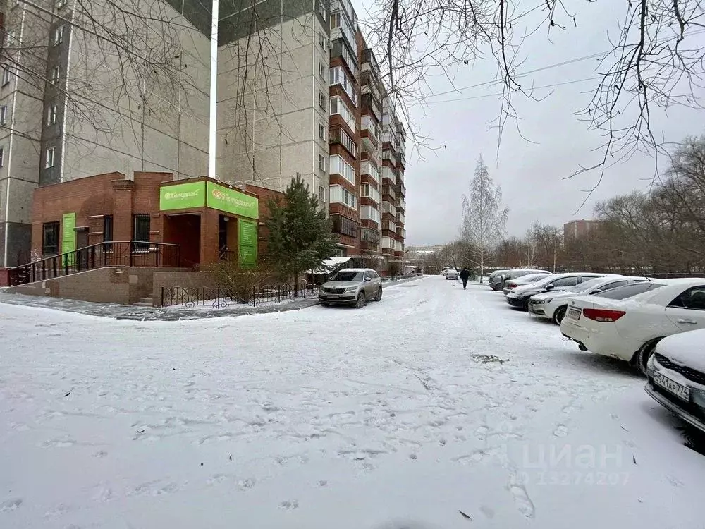 Офис в Челябинская область, Челябинск ул. Доватора, 10а (239 м) - Фото 0