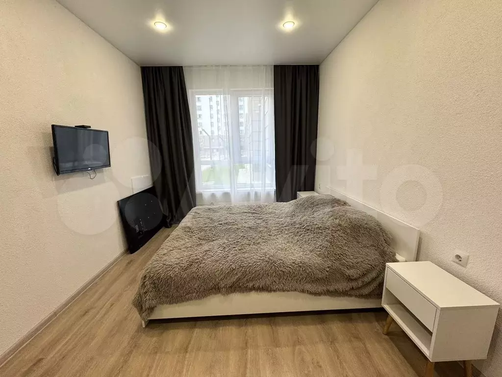 1-к. квартира, 37 м, 1/8 эт. - Фото 0
