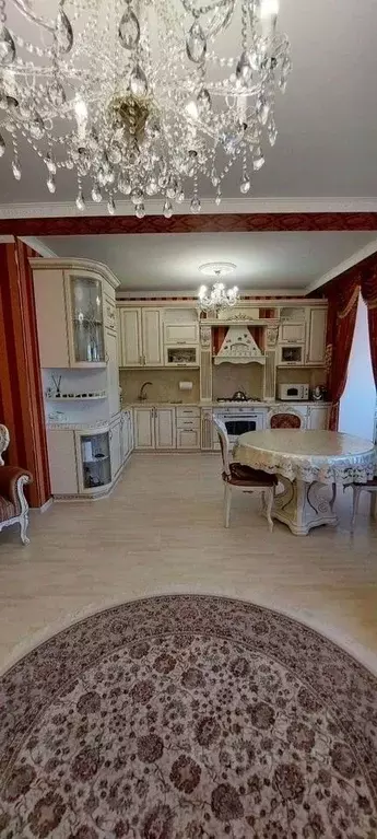 3-к кв. Крым, Симферополь ул. Камская, 37 (88.9 м) - Фото 0