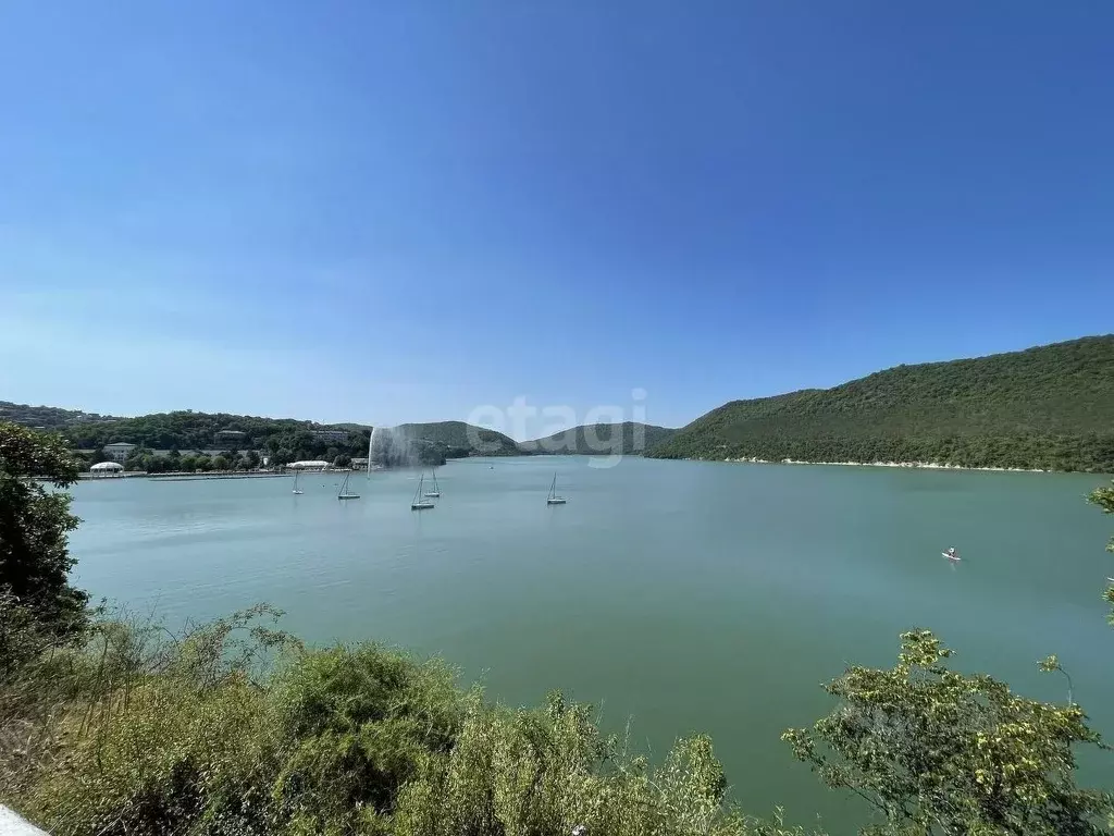 Участок в Краснодарский край, Новороссийск городской округ, с. ... - Фото 1