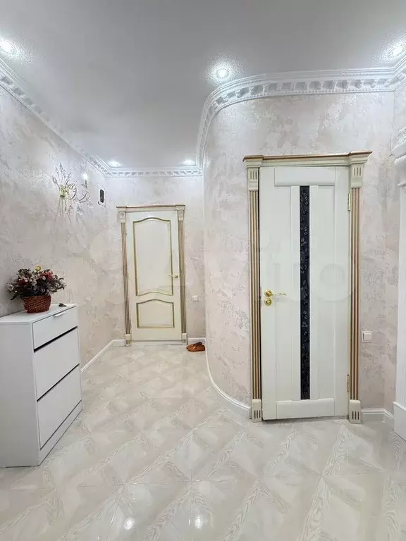 2-к. квартира, 56 м, 5/5 эт. - Фото 1