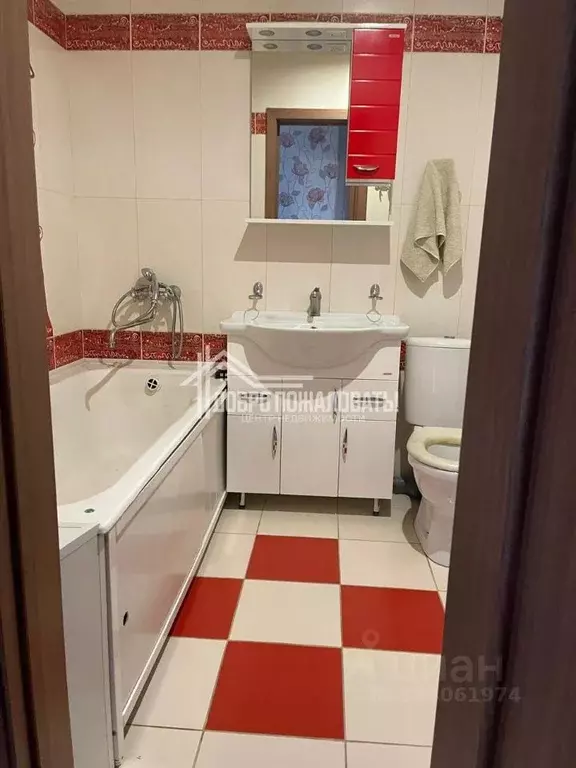 2-к кв. Хакасия, Абакан ул. Лермонтова, 25 (68.7 м) - Фото 2