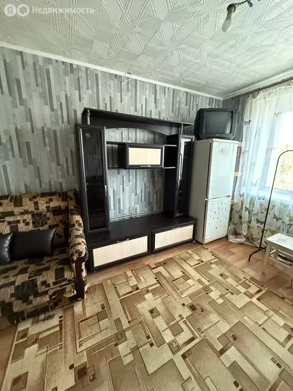 1к в 17-комнатной квартире ( м) - Фото 0