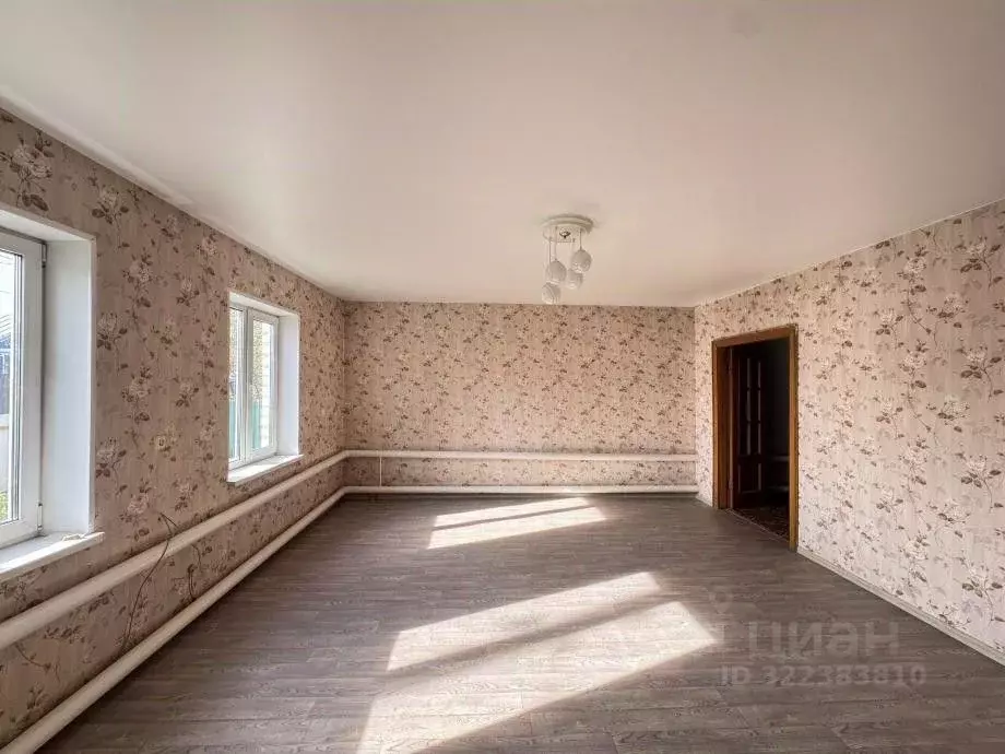 Дом в Татарстан, Зеленодольский район, Васильево муниципальное ... - Фото 1