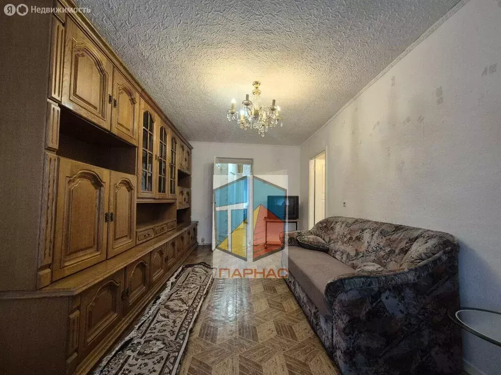 3-комнатная квартира: Краснотурьинск, улица Рюмина, 11 (60.4 м) - Фото 2