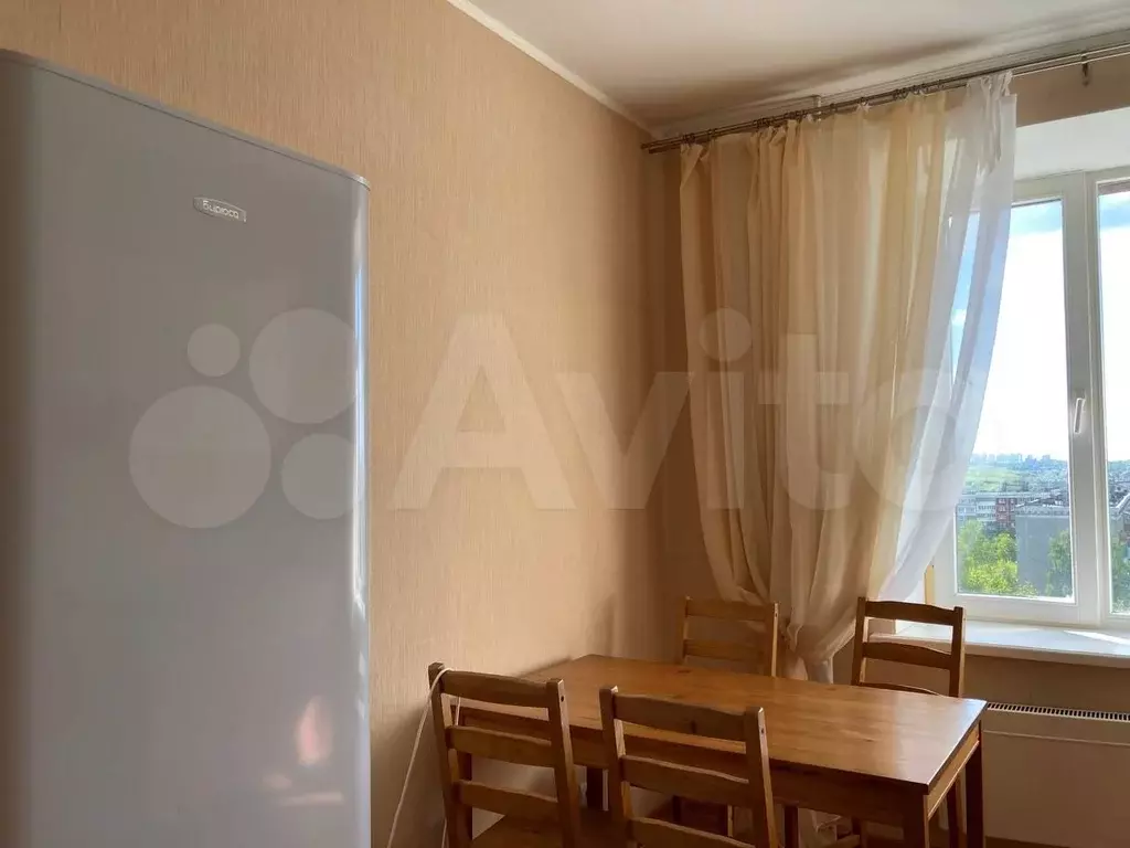 2-к. квартира, 65 м, 10/17 эт. - Фото 1