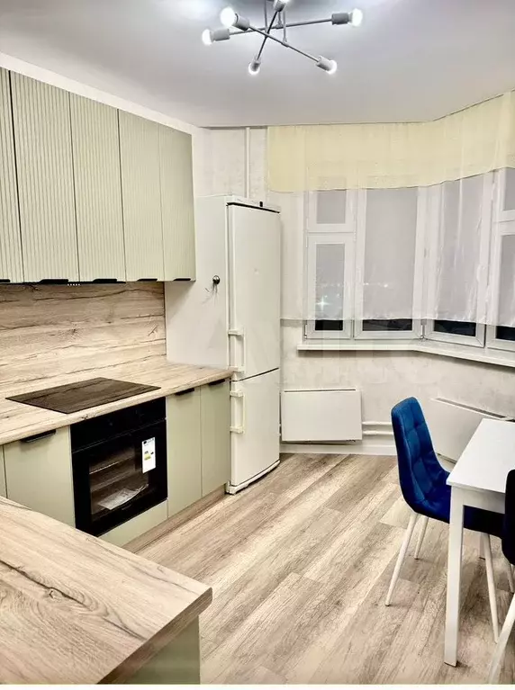 2-к. квартира, 52 м, 5/17 эт. - Фото 0