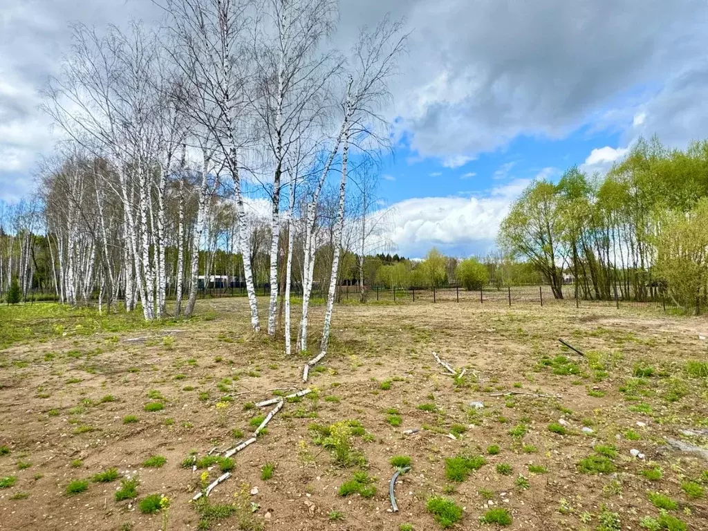 Участок в Московская область, Красногорск городской округ, д. ... - Фото 2