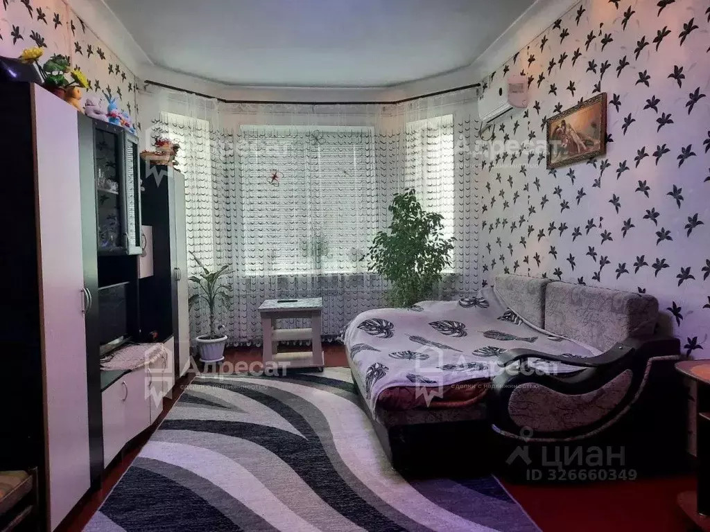 3-к кв. Волгоградская область, Волгоград ул. Дзержинского, 8 (84.3 м) - Фото 1