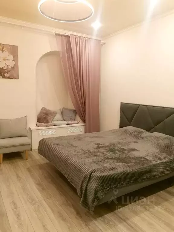 2-к кв. Санкт-Петербург Вознесенский просп., 51 (70.0 м) - Фото 0