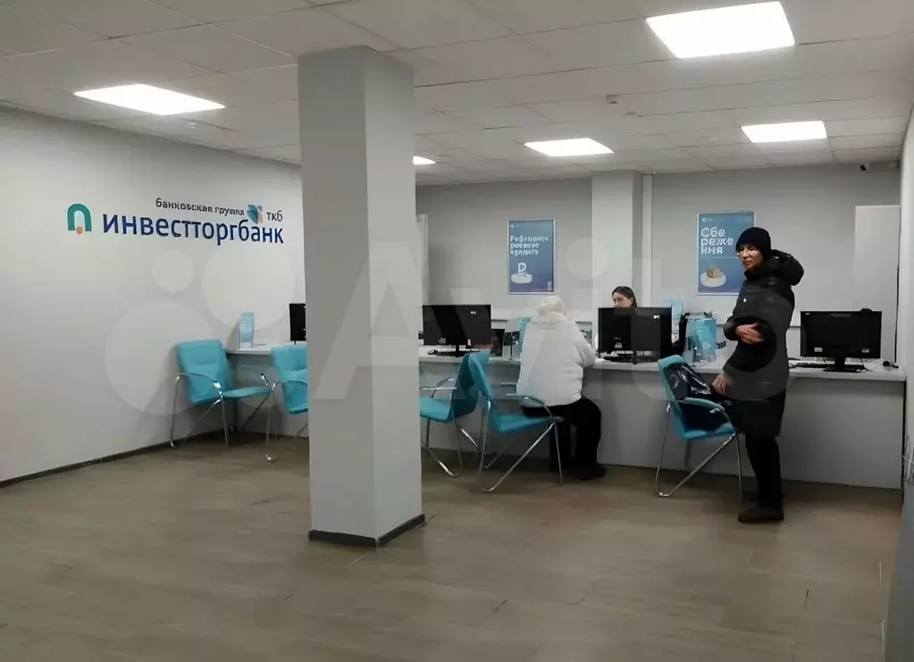 У метро на трафике - Фото 1