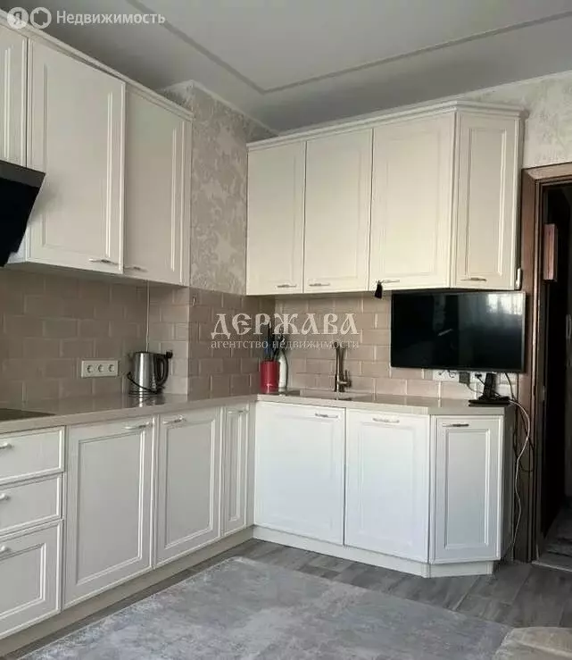 3-комнатная квартира: Старый Оскол, микрорайон Северный, 27 (63 м) - Фото 1