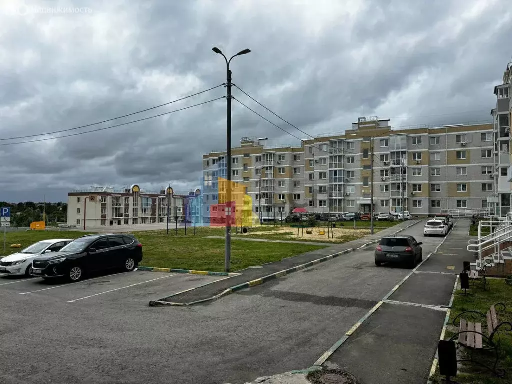 2-комнатная квартира: Петровский, Петровская улица, 8 (52 м) - Фото 1