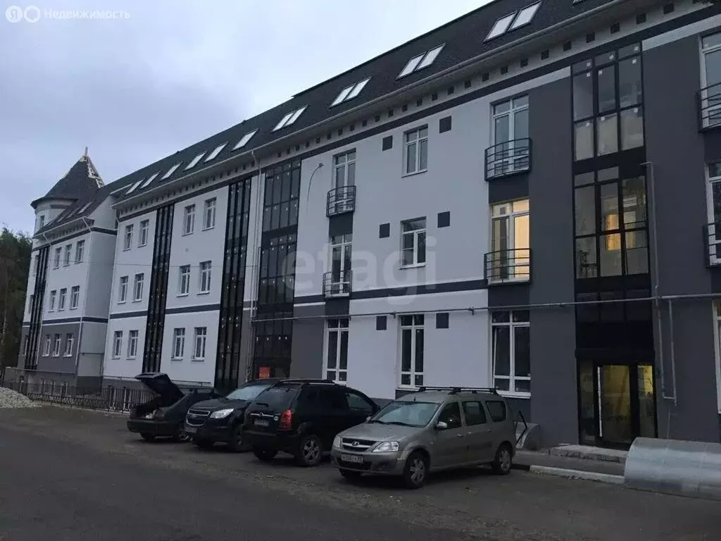 3-комнатная квартира: Тверь, улица Новая Заря, 11 (77 м) - Фото 1