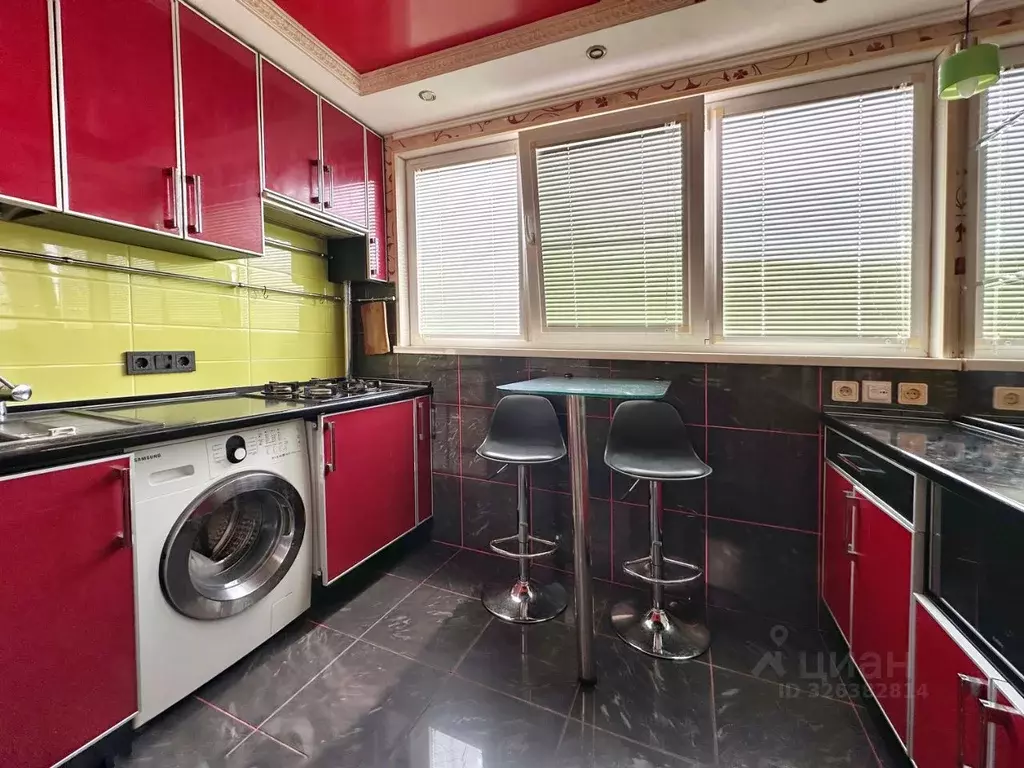 3-к кв. Санкт-Петербург ул. Стойкости, 7 (56.0 м) - Фото 1