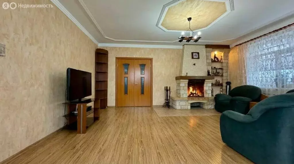 Дом в Ставрополь, микрорайон Чапаевка, Отрадная улица, 41 (311.7 м) - Фото 1