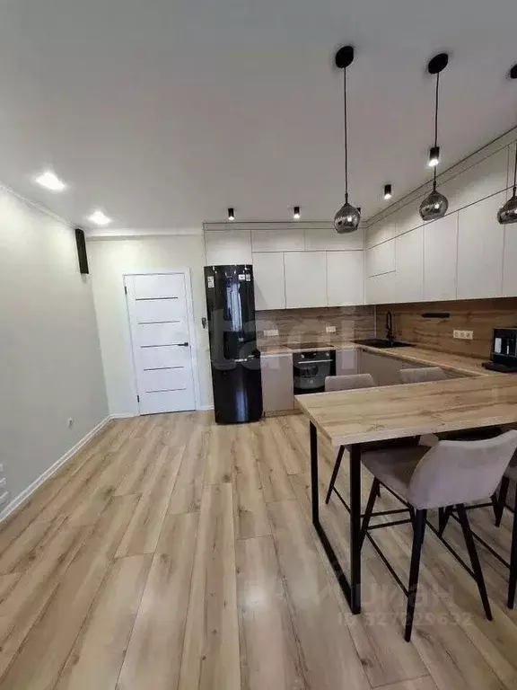 3-к кв. Тюменская область, Тюмень Заречный проезд, 37к1 (81.0 м) - Фото 2