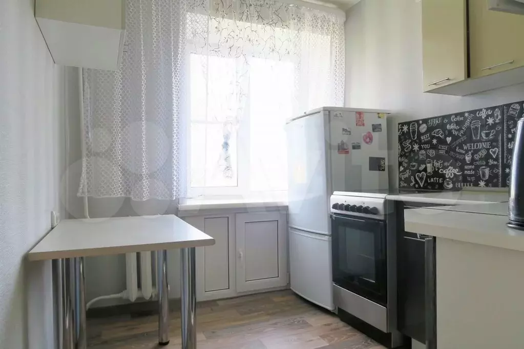 1-к. квартира, 33 м, 8/9 эт. - Фото 0