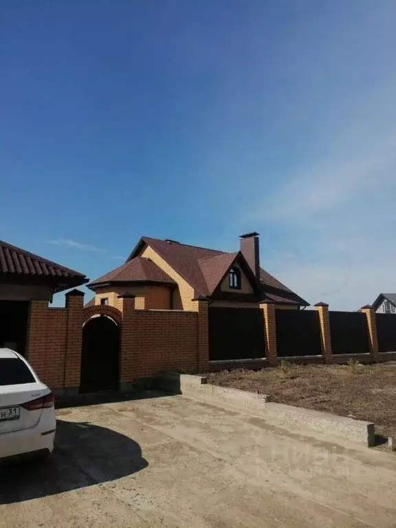 Дом в Белгородская область, Старый Оскол ул. Товолжанская (214 м) - Фото 1