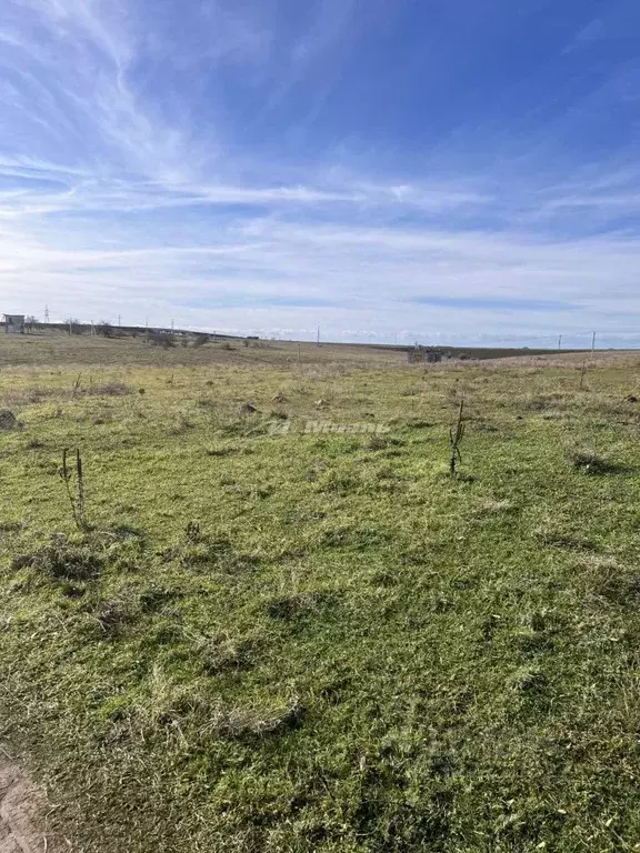 Участок в Крым, Симферопольский район, с. Мирное  (6.0 сот.) - Фото 1