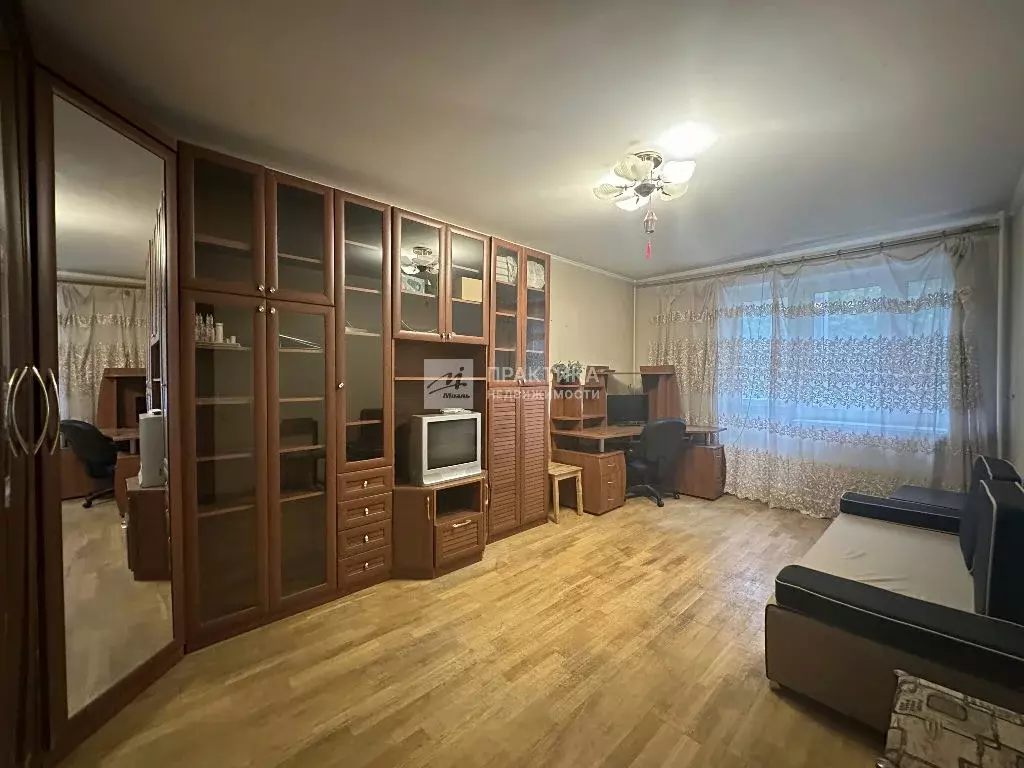 Продается 2-комнатная квартира - Фото 1