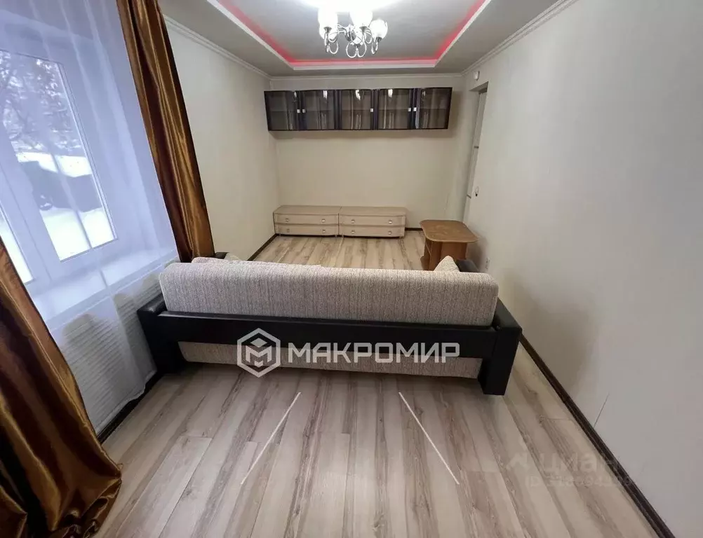 2-к кв. Брянская область, Брянск ул. Володарского, 56 (50.0 м) - Фото 1