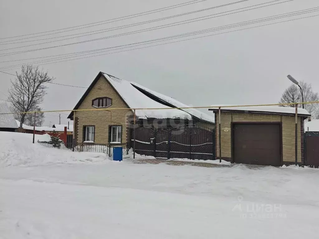 Дом в Новосибирская область, Болотное Школьная ул., 22 (99 м) - Фото 1