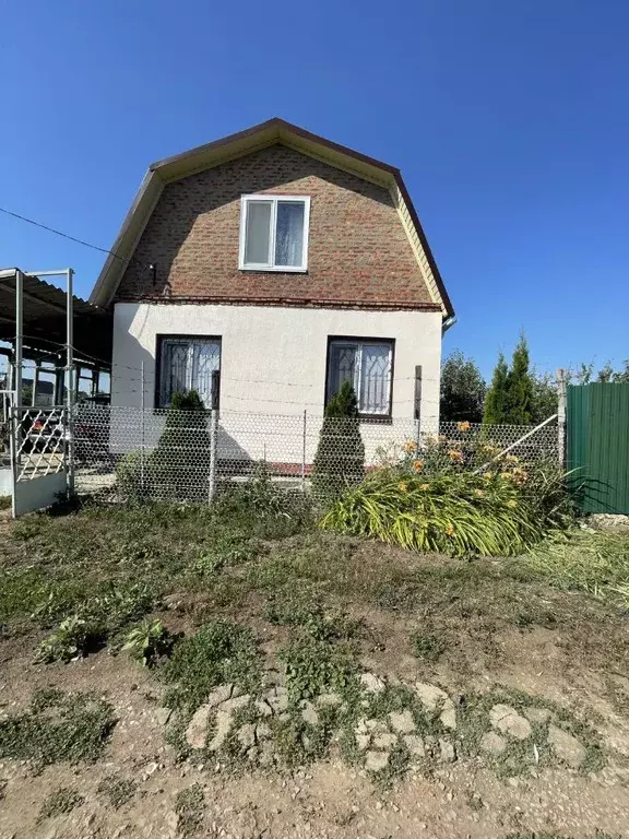 Дом в Саратовская область, Энгельсский район, Терновское муниципальное ... - Фото 1