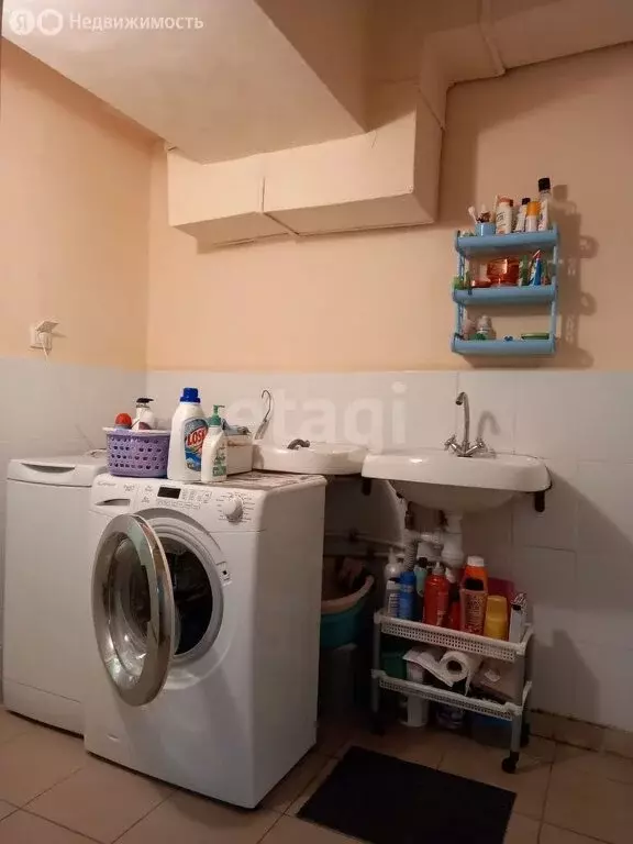 1к в -комнатной квартире (10 м) - Фото 0