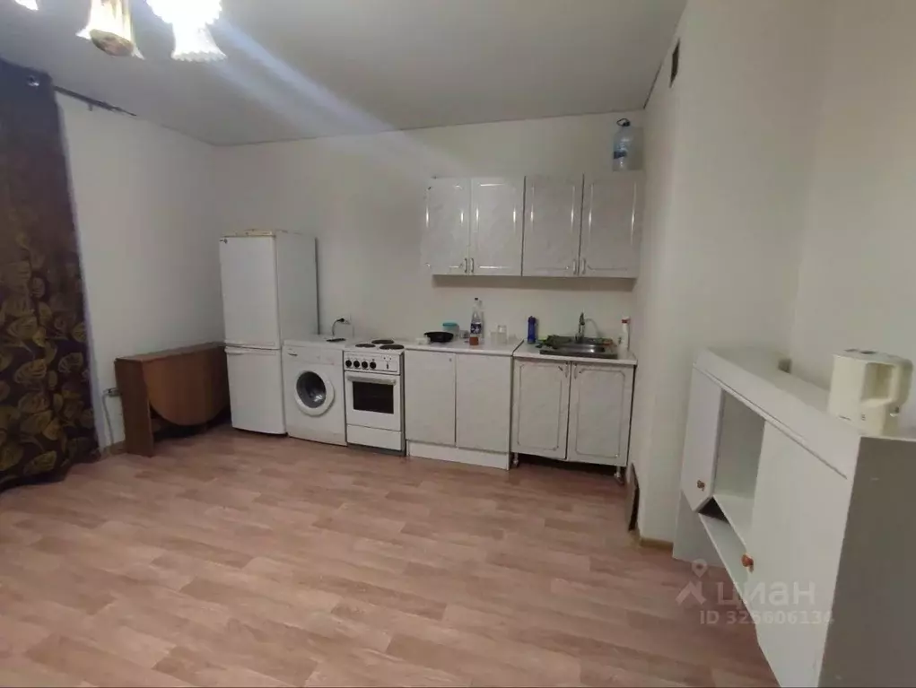 Студия Тюменская область, Тюмень ул. Тимофея Чаркова, 79 (27.0 м) - Фото 2