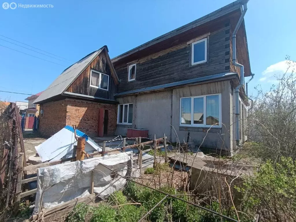 Дом в Шелеховский район, село Баклаши (140 м) - Фото 1