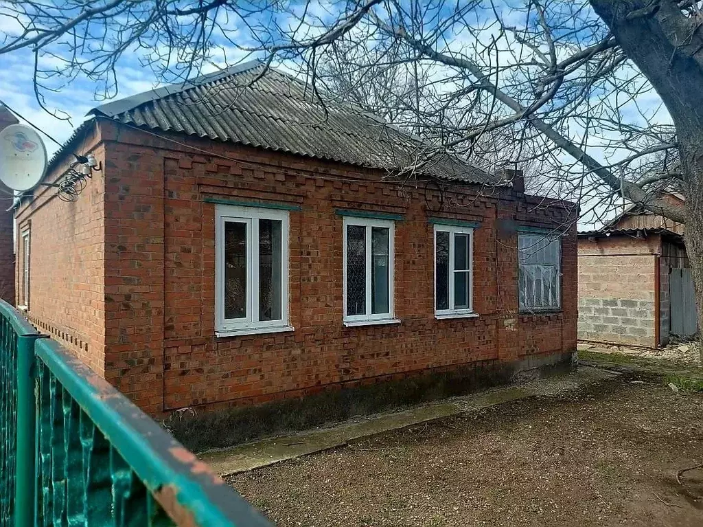 Дом в Ростовская область, пос. Матвеев Курган ул. Новосветлая (74 м) - Фото 1