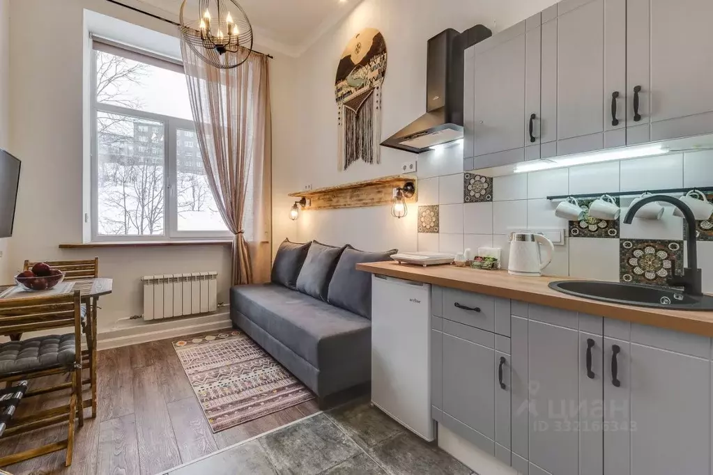 Студия Мурманская область, Кировск Коммунальная ул., 9 (17.0 м) - Фото 1