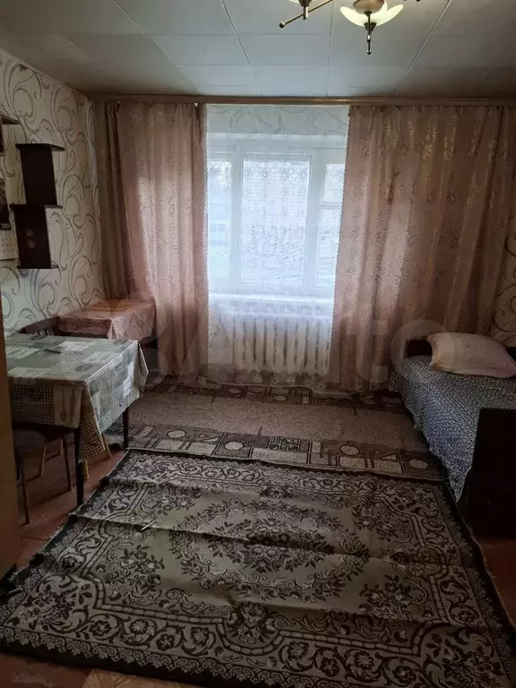 Комната 20 м в 1-к., 1/5 эт. - Фото 0