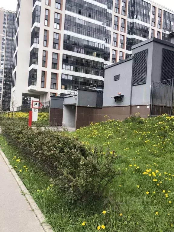 Гараж в Санкт-Петербург ул. Верхне-Каменская, 9к1 (13 м) - Фото 1