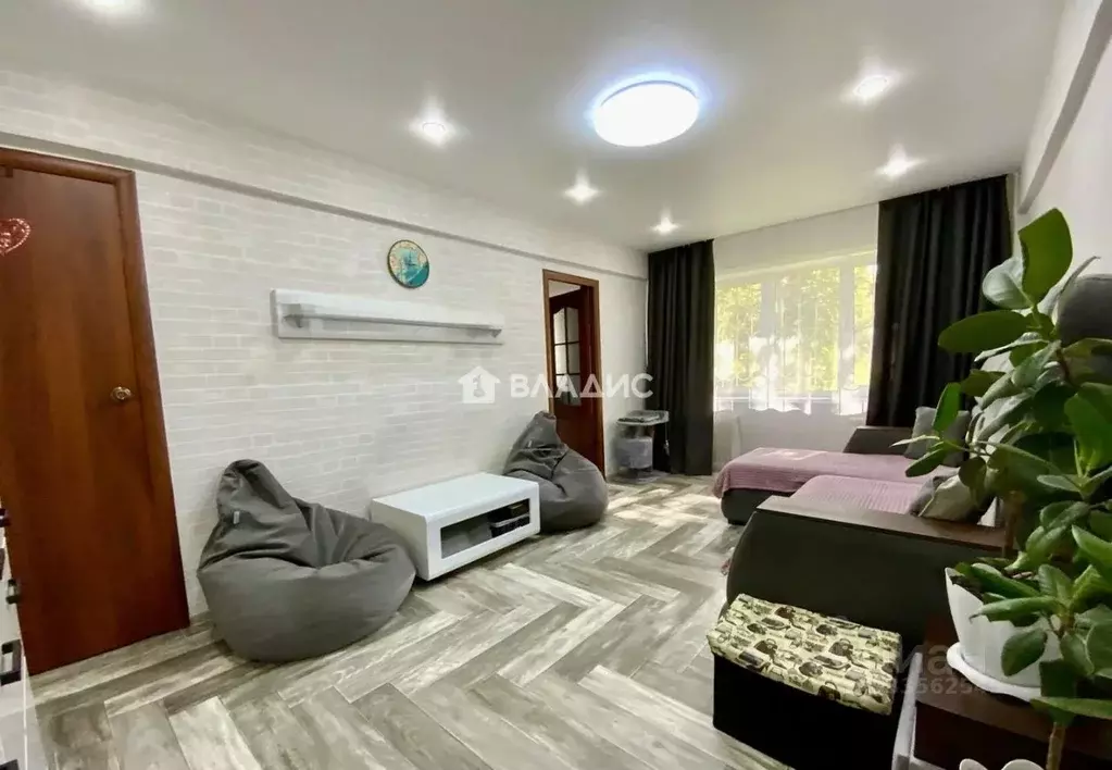 2-к кв. Иркутская область, Иркутск ул. Розы Люксембург, 221 (45.0 м) - Фото 1