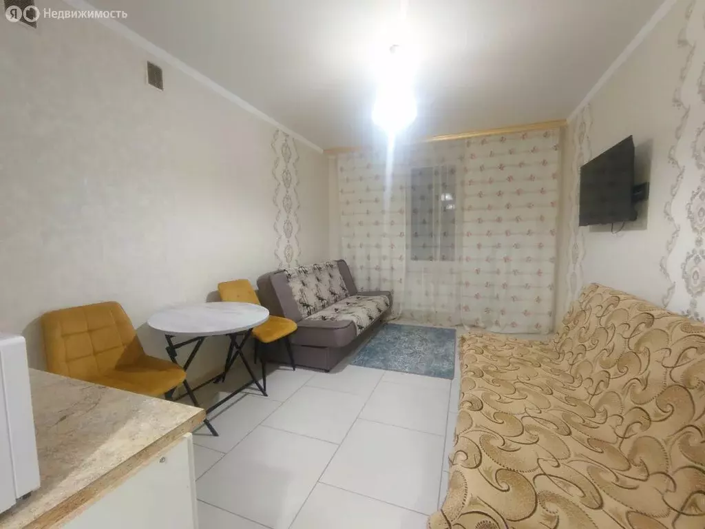 Квартира-студия: Калининград, Батальная улица, 100 (24 м) - Фото 1