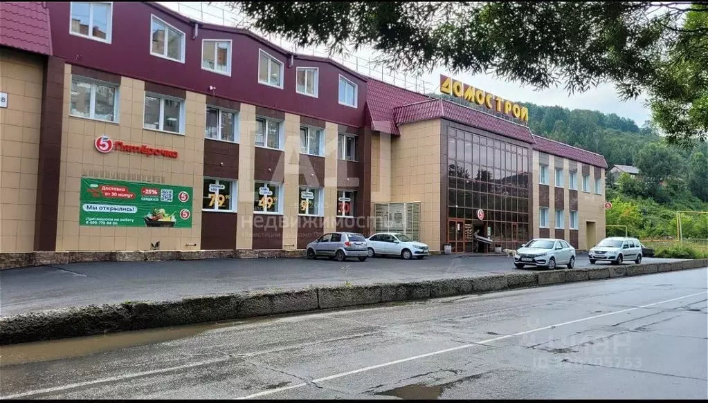 Торговая площадь в Челябинская область, Златоуст ул. 1-я ... - Фото 0