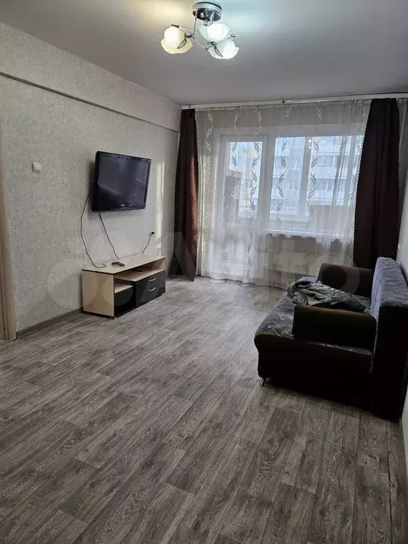 1-к. квартира, 40 м, 2/5 эт. - Фото 0