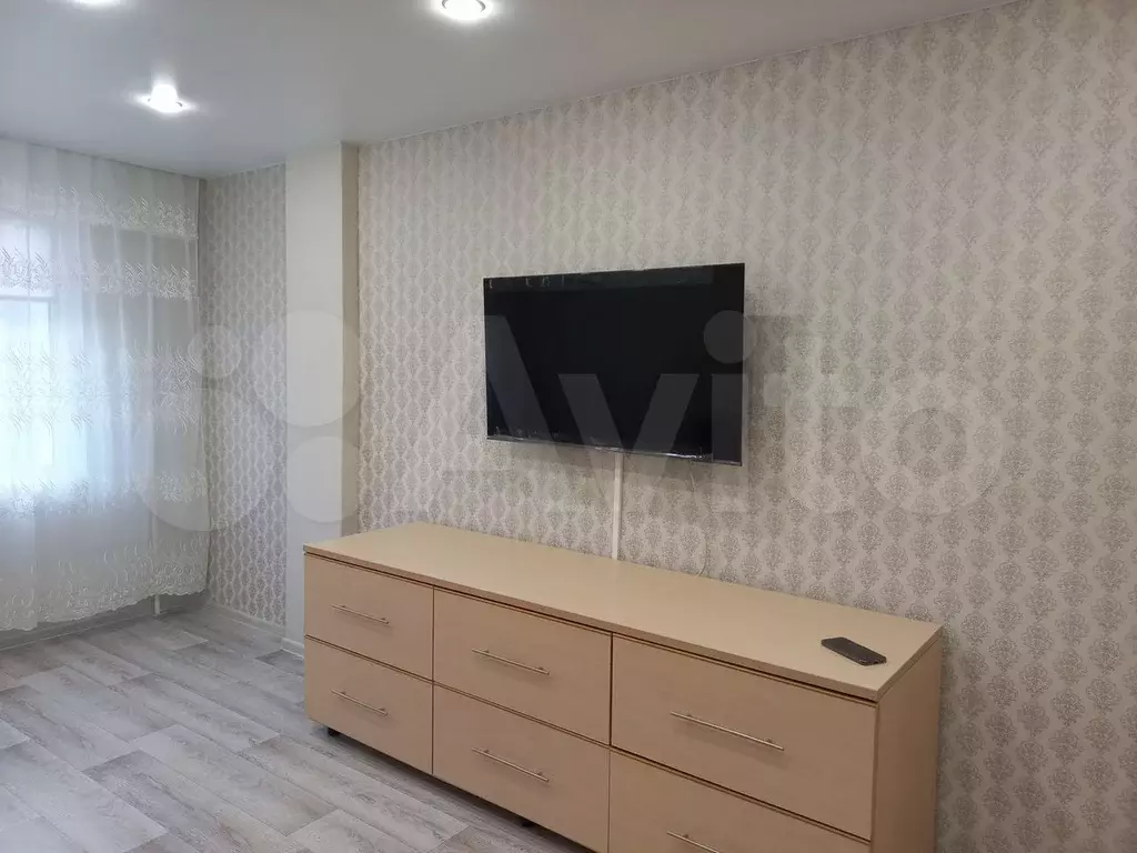 1-к. квартира, 40 м, 5/10 эт. - Фото 1