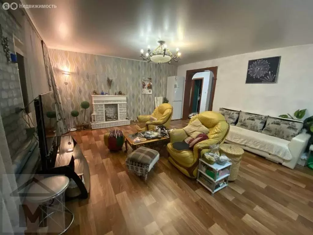 4-комнатная квартира: Республика Хакасия, рабочий посёлок Усть-Абакан, ... - Фото 2