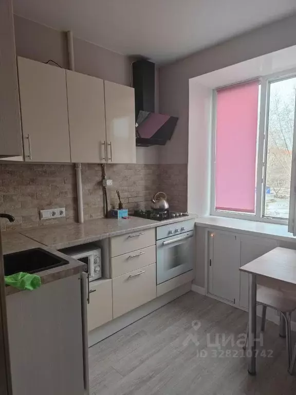 1-к кв. Омская область, Омск Городок Нефтяников мкр, ул. Андрианова, ... - Фото 1