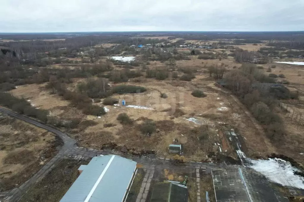 Участок в Калужская область, Юхновский район, Куркино с/пос, д. Тибеки ... - Фото 1