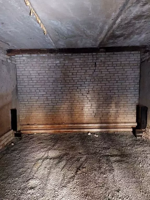 Гараж в Оренбургская область, пос. Комаровский  (24 м) - Фото 1