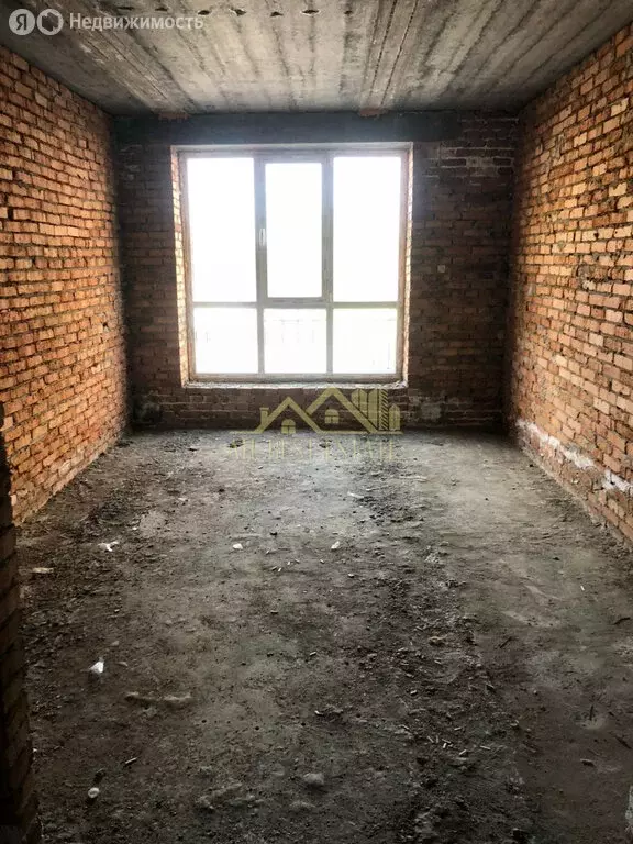 1-комнатная квартира: Владикавказ, улица Алихана Гагкаева, 11 (45 м) - Фото 0