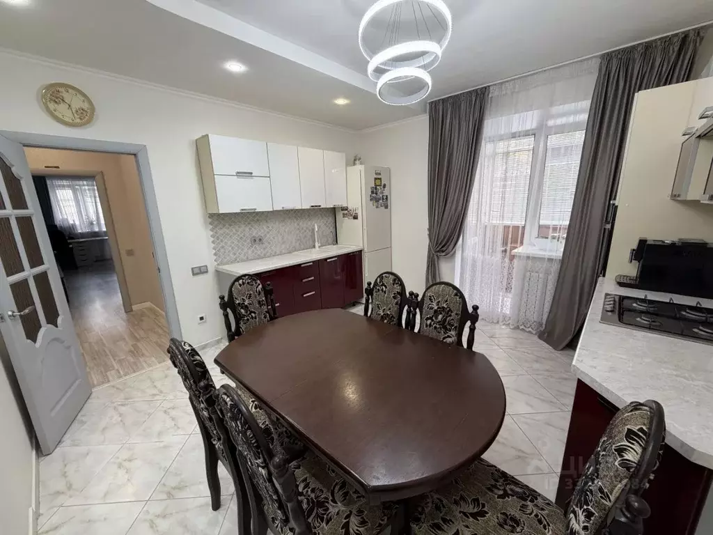 2-к кв. Татарстан, Казань Габдуллы Тукая ул., 75г (70.0 м) - Фото 1