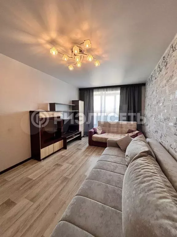 1-к. квартира, 32 м, 5/5 эт. - Фото 0